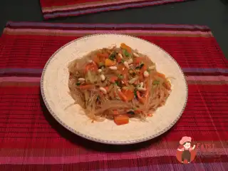 Фунчоза з овочами по-корейськи