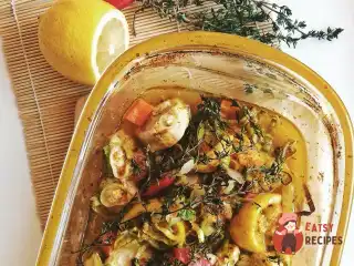 Куряче філе в лимонному соку з овочами та чебрецем