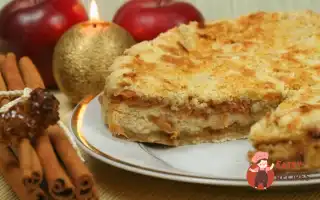 Шарлотка З Горіхами Та Корицею