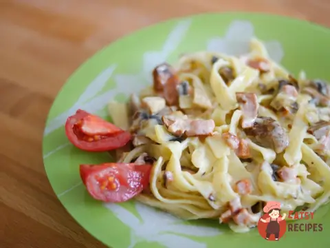 Спагетті карбонару (бюджетний варіант)