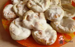 Сирні Коржі Зі Сметанним Соусом