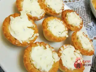 Тарталетки з ананасом та сирним кремом