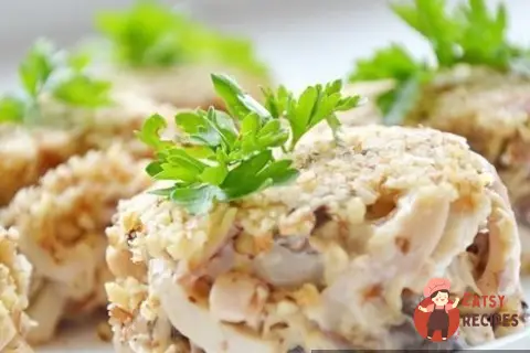 Листковий салат з шинкою та печерицями «Улюблений»