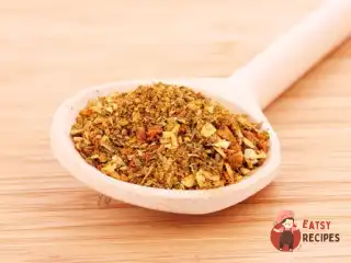 Суміш індійських спецій для курки на грилі.