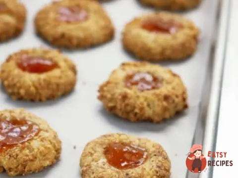 Пасхальне мигдальне печиво з джемом