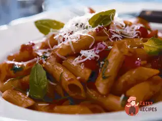 Пінне аррабб'ята (томатно-овочева паста)