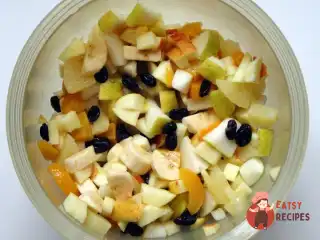 Фруктово-горіховий пиріг