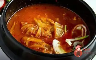Гострий Суп Із Пекінської Капусти (Kimchi Jjigae)