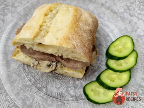 Паніні з яловичим язиком та грибами