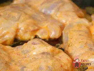 Ароматний йогуртовий маринад зі спеціями для курки