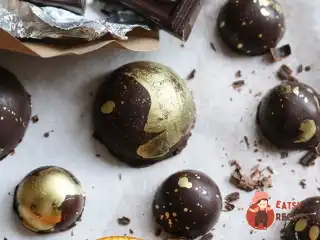 Шоколадні цукерки з апельсином та лікером