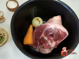 Крок 2: Холодець у мультиварці