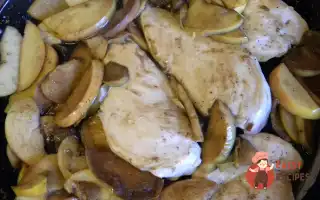Куряче Філе В Яблучно-Бальзамічному Соусі