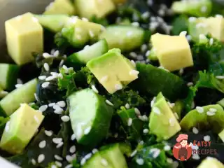 Зелений салат із суперфудів