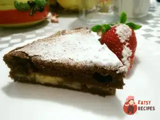 Шоколадний кекс з банановим прошарком