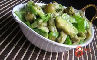 Салат З Курки З Авокадо Та Оливками