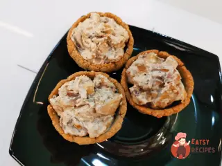 Крок 10: Тарталетки з грибами та сиром