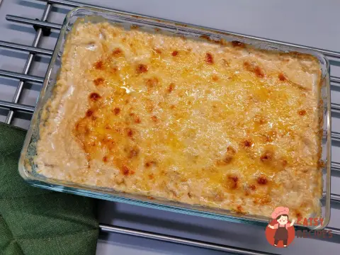 Ніжна грибна запіканка з куркою