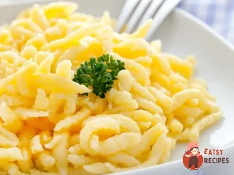 Домашні галушки з чорним перцем (Spaetzle)