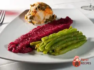 Бурякове пюре з помідорами та апельсиновим соком