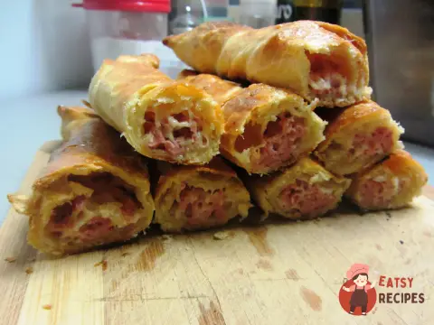 Листкові кіски з куркою та сиром