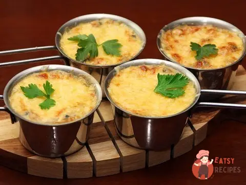 Жюльєн з куркою та гливи.
