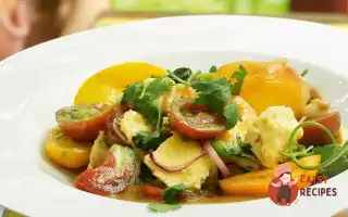 Салат З Помідорів З Персиками Та Смаженим Сиром