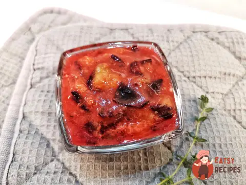 Сливовий соус із прованськими травами