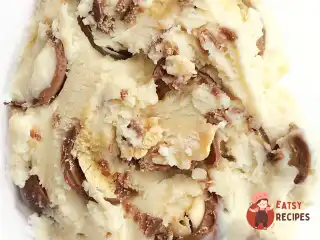 Морозиво з бейлісом та цукерками Maltesers
