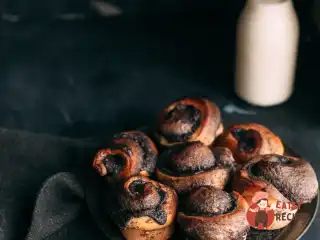 Макові булочки