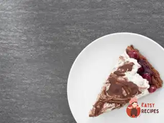 Вишневий торт з капучіно