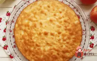 Заливний яблучний пиріг