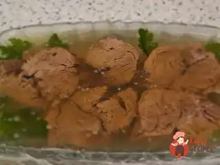 Холодець зі свинини та яловичини
