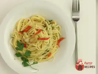 Паста aglio olio e peperoncino