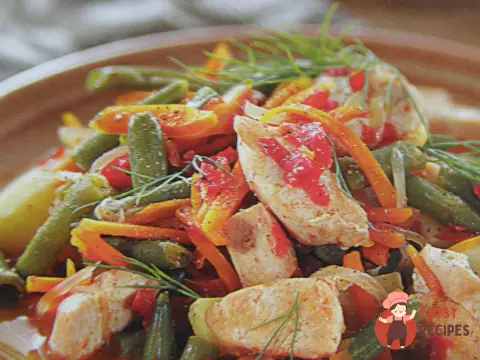Курка з кенійською квасолею та волоськими горіхами