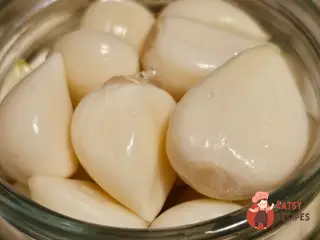 Крок 7: Мариновані зубчики часнику