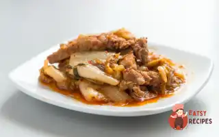 Смажена Кімчі Зі Свининою (Кімчі Поккум)