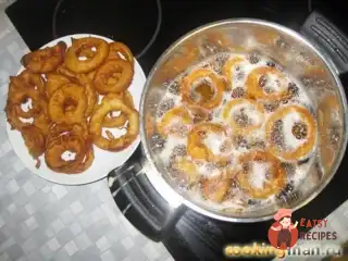 Цибульні кільця у клярі