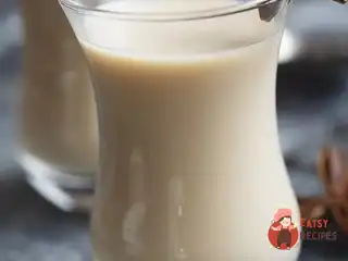 Пряний чай із молоком