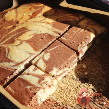 Мармуровий кекс з лимонною цедрою
