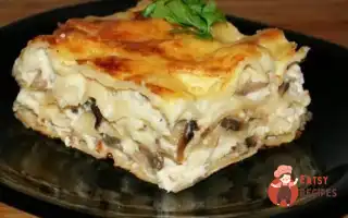 Лазання З Індичим Фаршем Та Соусом Бешамель