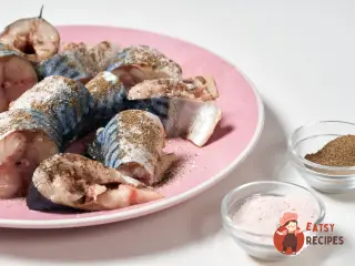Крок 8: Скумбрія з картоплею в духовці