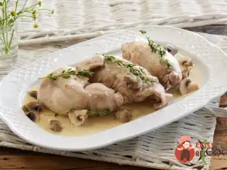 Фрікас з кролика з білим вином