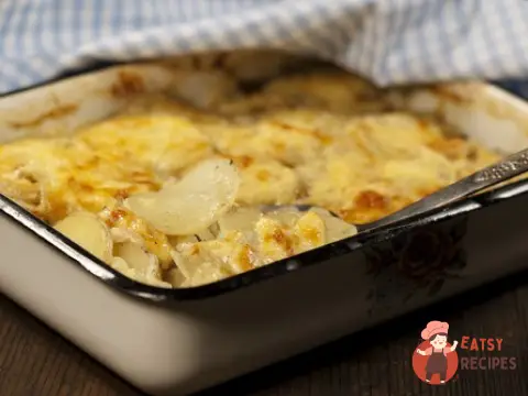 Запечений фенхель з картоплею та сиром