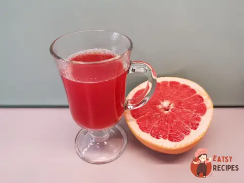 Ягідний морс з малиною та обліпихою