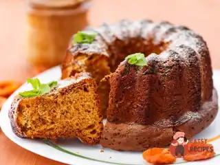 Медовий кекс на кислому кефірі