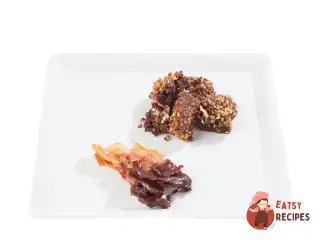 Шоколадний брауні з беконом та бурбоном