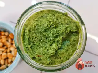 Песто із зелені