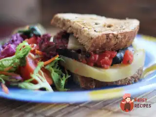 Бутерброди з осінніми овочами