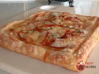 Тарт із грушею та сиром